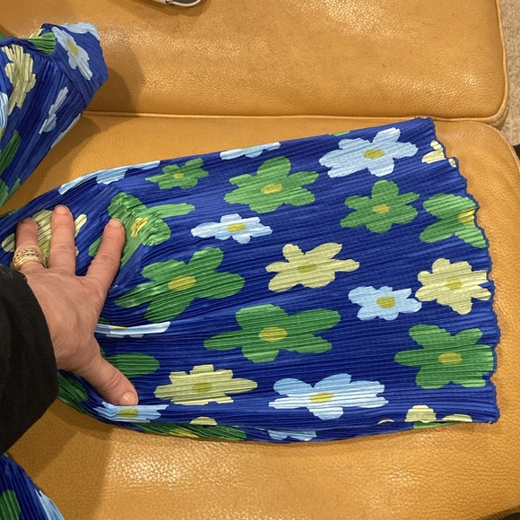 SAMMY B Stretchy Comfortable Button Down Blouse Pleated Plisse 3X Blue  NWOT - Picture 6 of 9